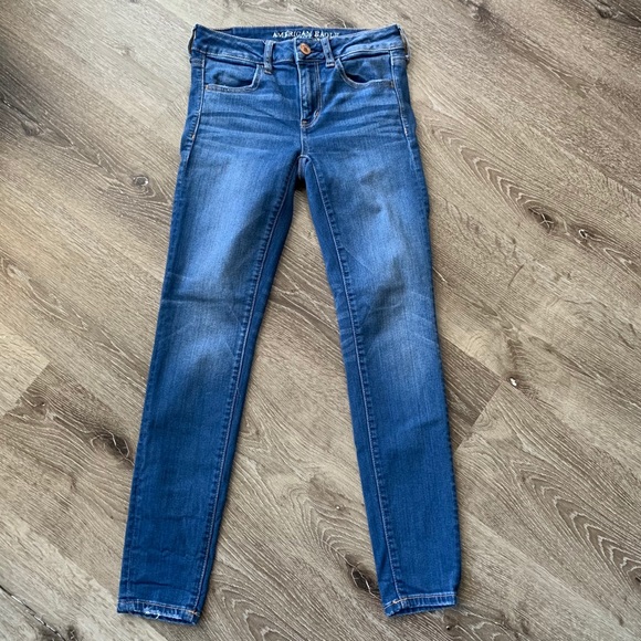 AE American Eagle Super Stretch Jegging 2 Short - Picture 2 of 10